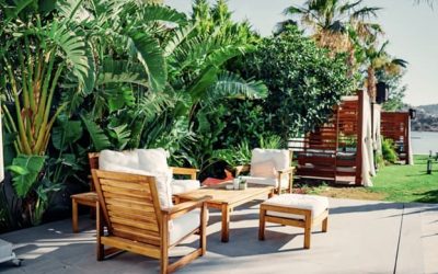 Three Reasons to Invest in Outdoor Furniture